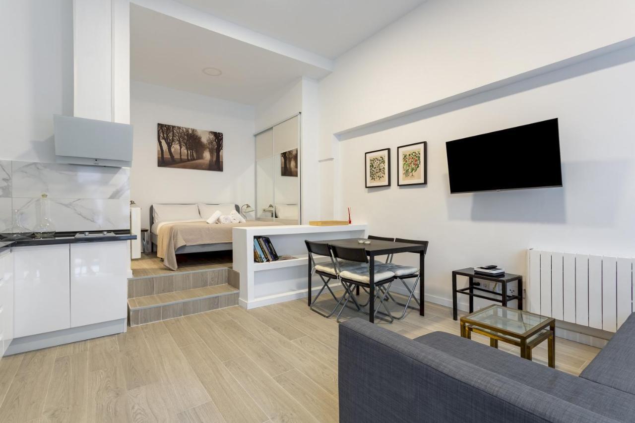 1 Bedroom 1 Bathroom Furnished - Av De America - Studio - Mintystay Madrid Exterior photo